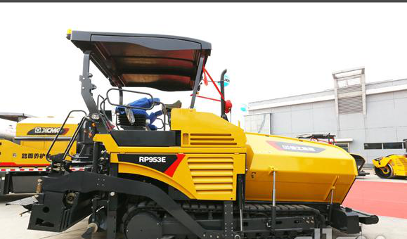 RP953E型攤鋪機(jī)